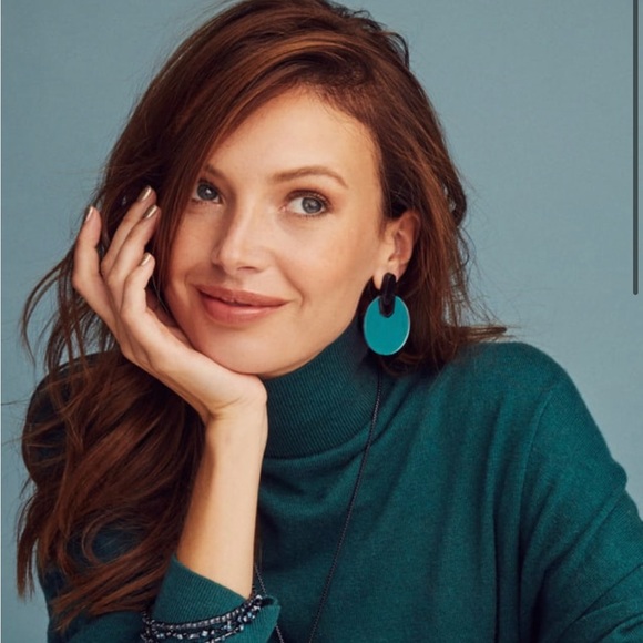 Kendra Scott Didi Statement Earrings in Gold & Dichroic Glass - Picture 5 of 5